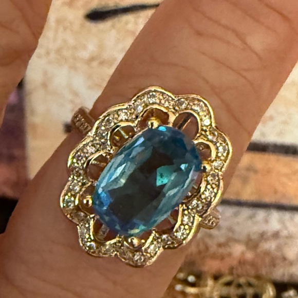 Elegant Blue and Gold Women's Ring - Picture 5 of 8